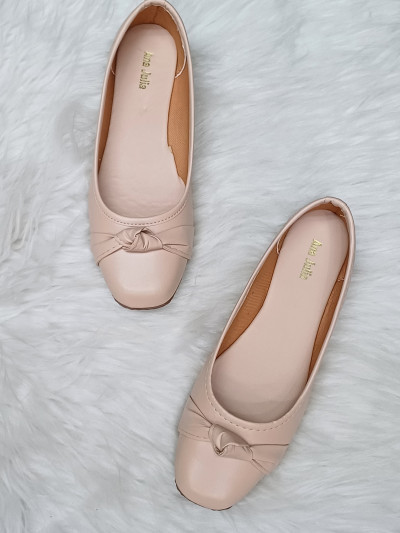 Sapatilha Nude com LaÃ§o Elegante