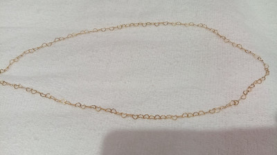 Colar Fio de CoraÃ§Ãµes Vazados Dourado