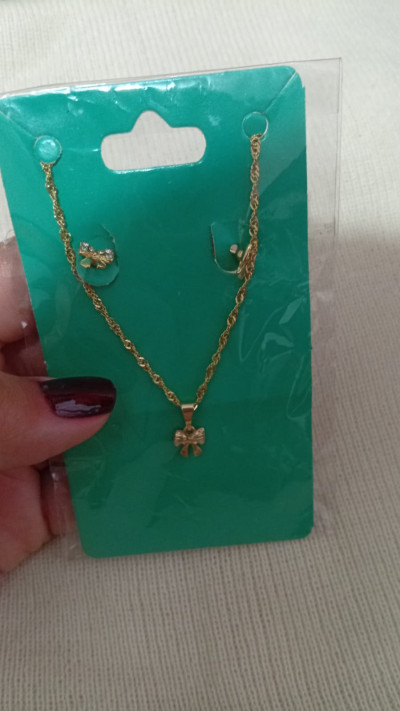 Conjunto Dourado LaÃÂ§o - Colar e Brinco
