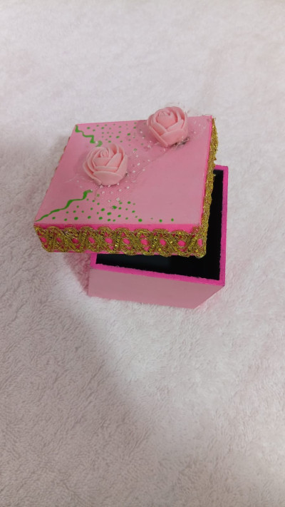 Caixinha Decorativa Rosa com Flores