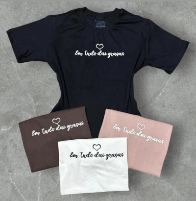 Blusa Feminina "Em Tudo Dai GraÃÂ§as"