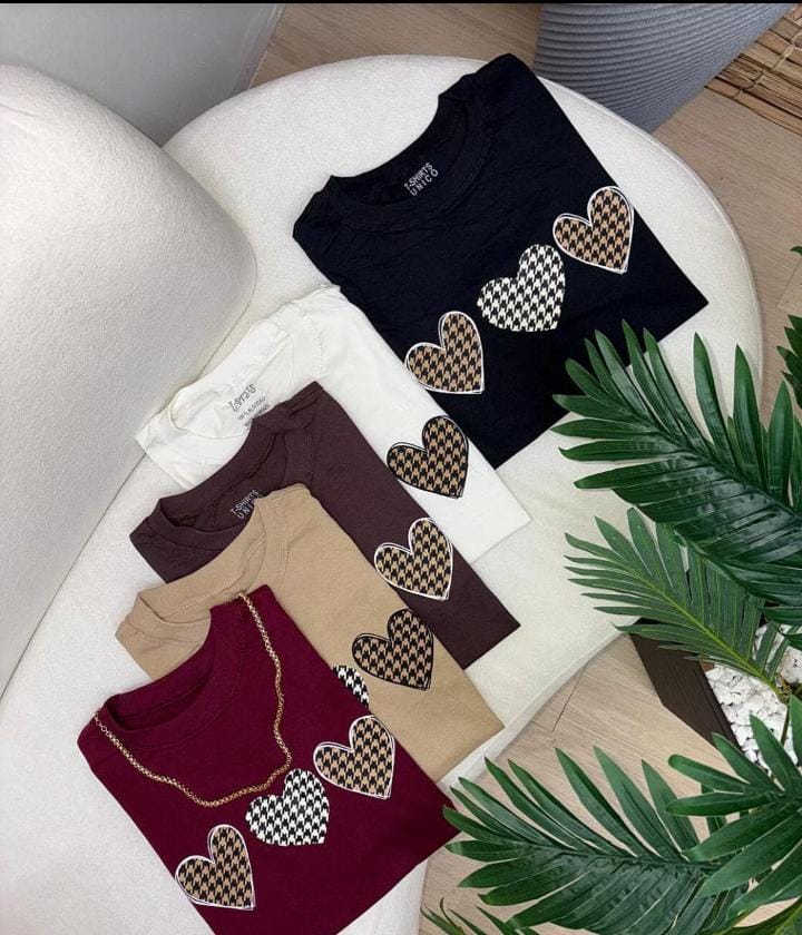 Camiseta CoraÃÂ§ÃÂµes Estampados