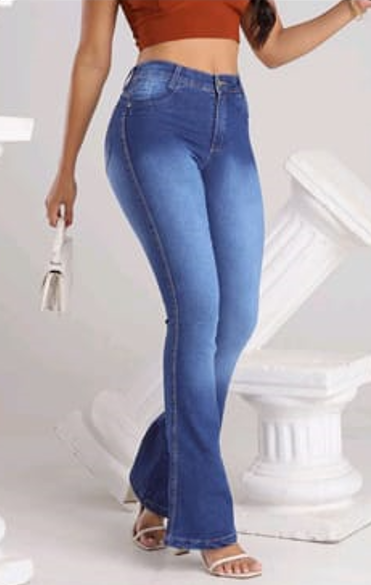 CalÃÂ§a Jeans Flare com Lavagem MÃÂ©dia